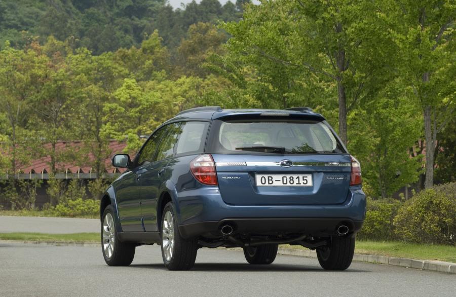  Subaru Outback 2007 года  (фото 14 из 17)